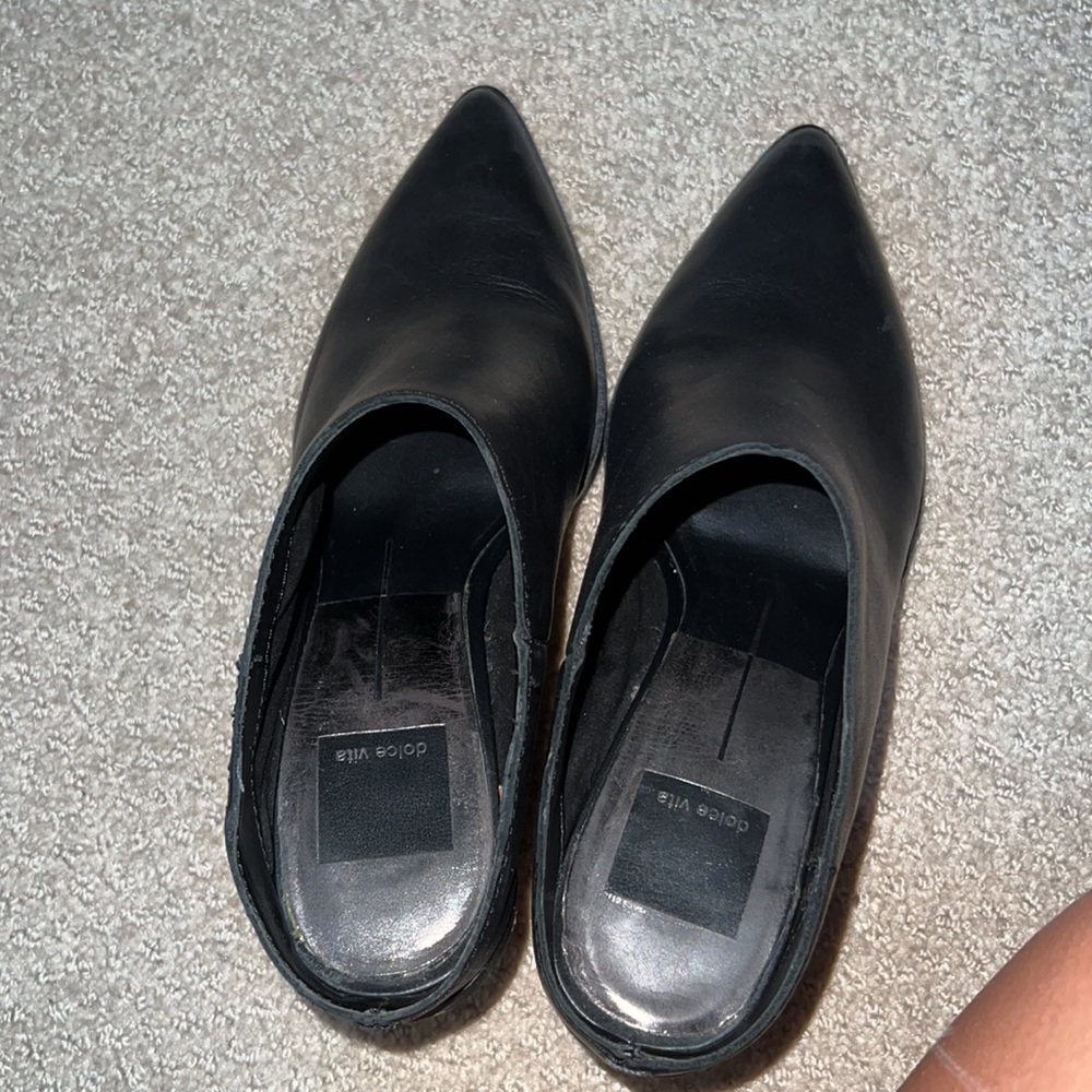 Pointed heels - Picture 2 of 2
